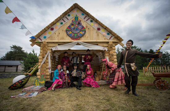 Sabantuy festival celebrated in Leningrad Region