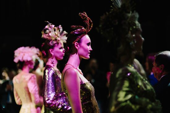 Russian Festival of summer fashion "Plyos-on-Volga. Linen Palette"
