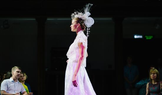 Russian Festival of summer fashion "Plyos-on-Volga. Linen Palette"