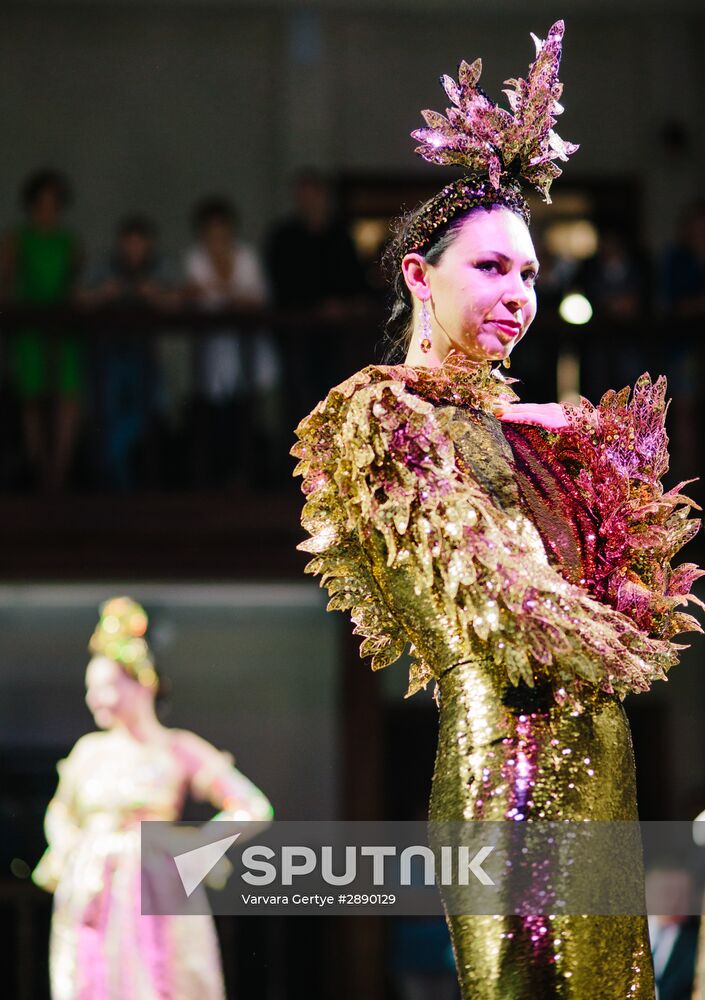 Russian Festival of summer fashion "Plyos-on-Volga. Linen Palette"