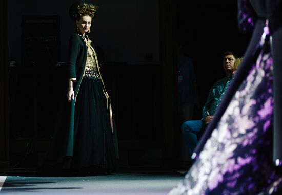 Russian Festival of summer fashion "Plyos-on-Volga. Linen Palette"