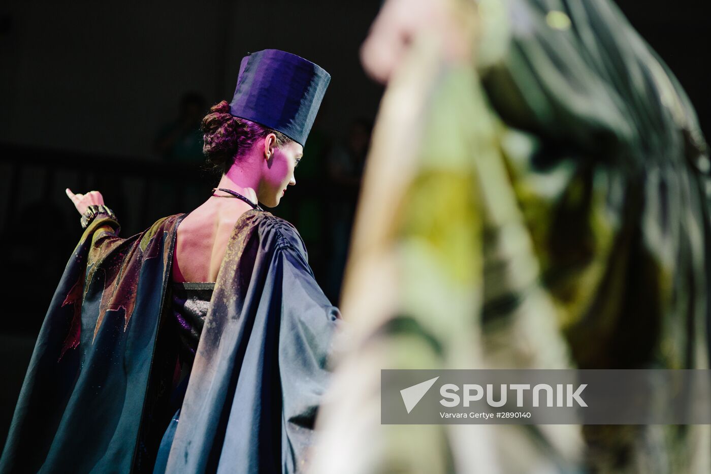 Russian Festival of summer fashion "Plyos-on-Volga. Linen Palette"