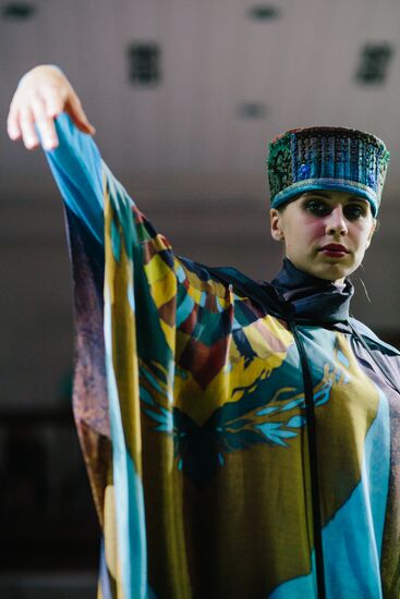 Russian Festival of summer fashion "Plyos-on-Volga. Linen Palette"
