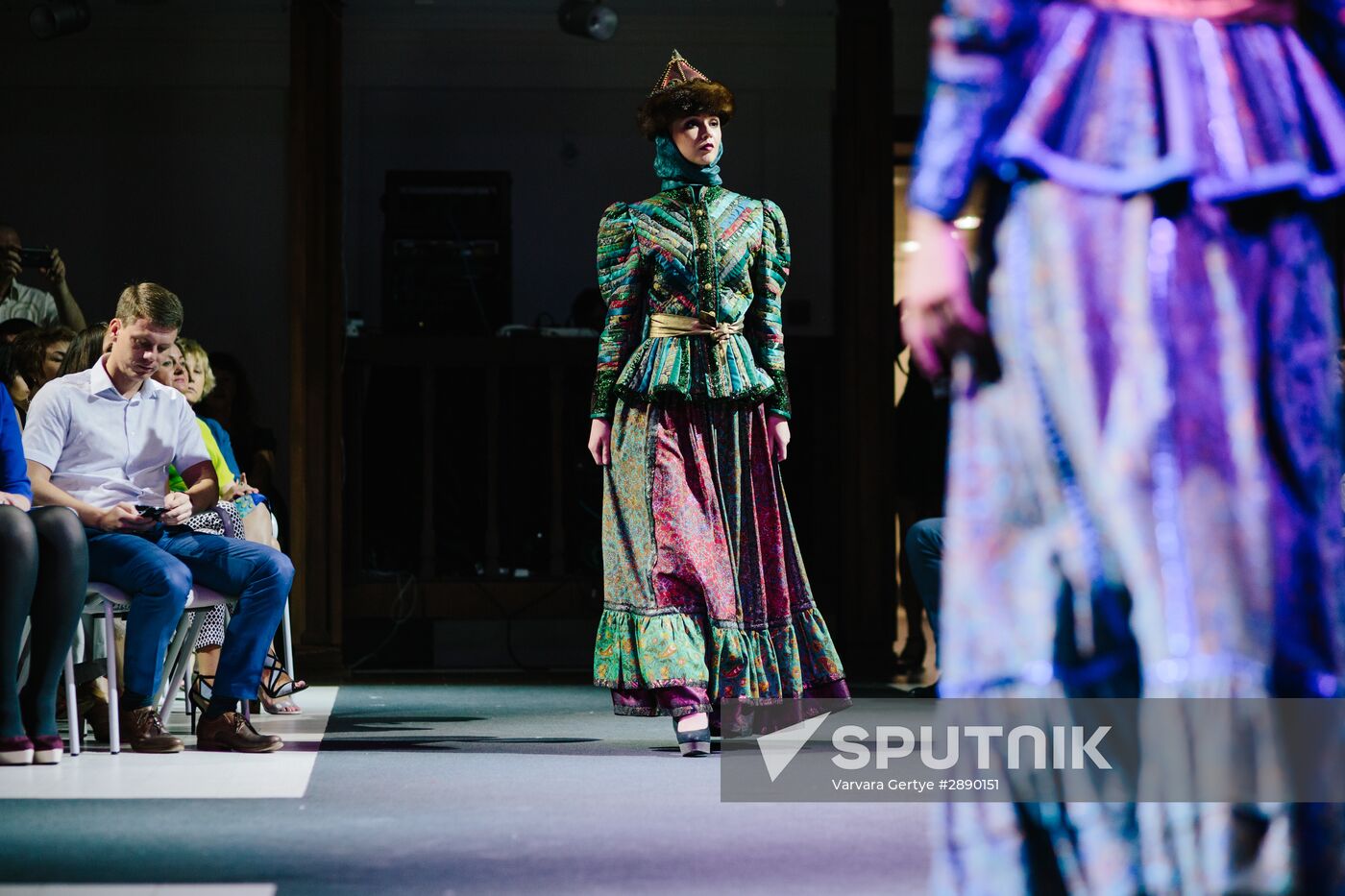 Russian Festival of summer fashion "Plyos-on-Volga. Linen Palette"
