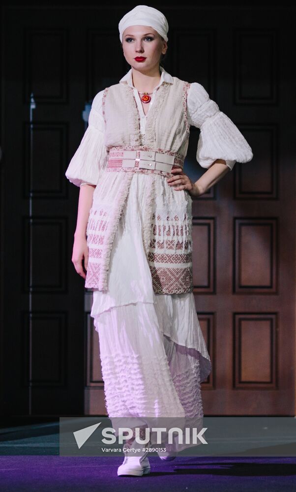 Russian Festival of summer fashion "Plyos-on-Volga. Linen Palette"