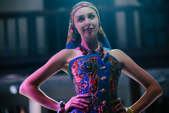 Russian Festival of summer fashion "Plyos-on-Volga. Linen Palette"