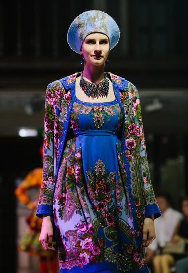 Russian Festival of summer fashion "Plyos-on-Volga. Linen Palette"