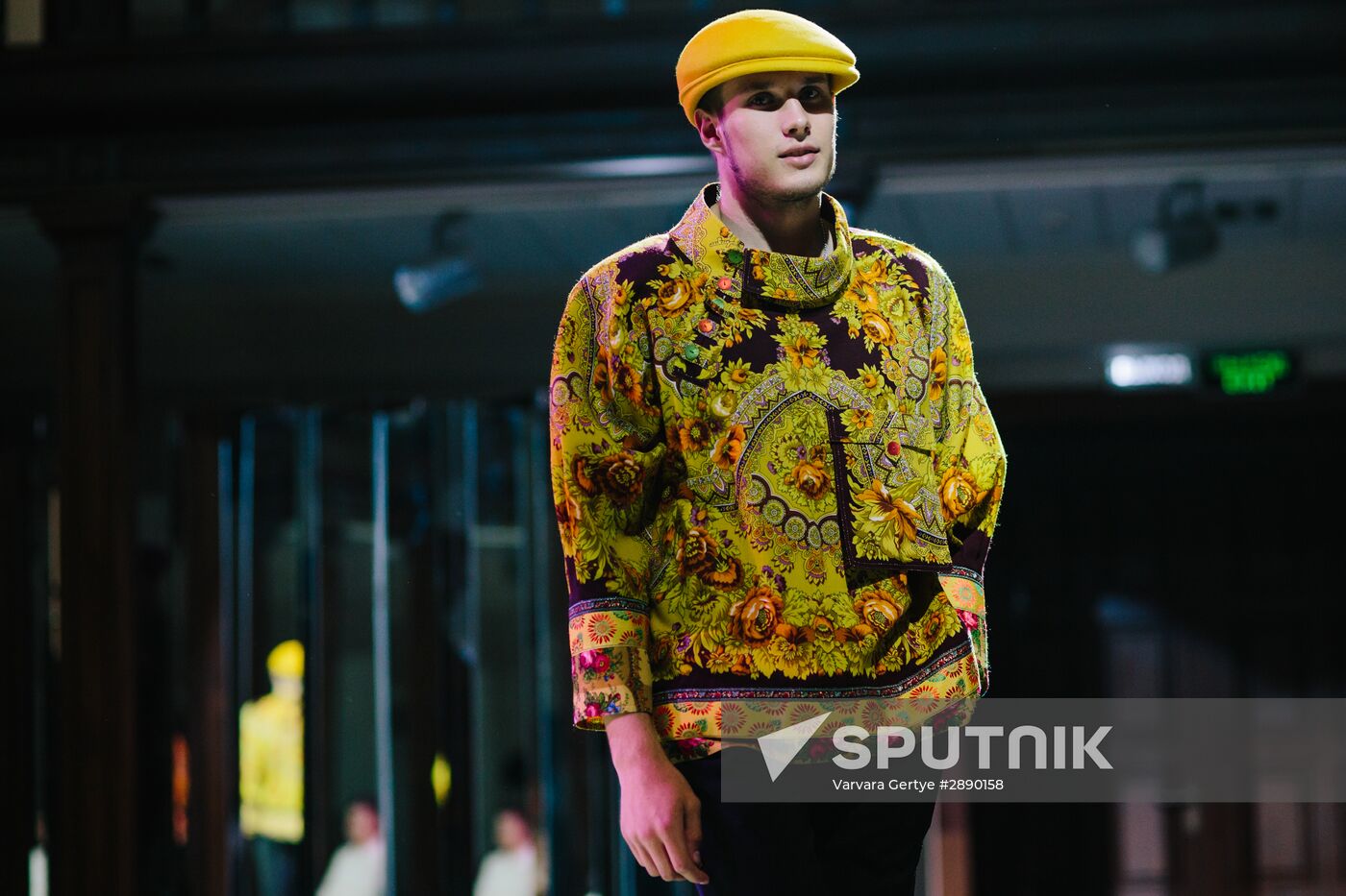 Russian Festival of summer fashion "Plyos-on-Volga. Linen Palette"
