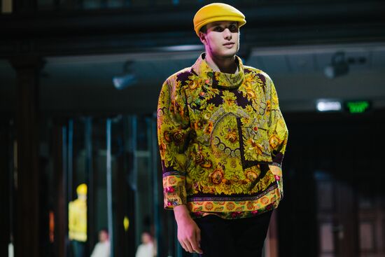 Russian Festival of summer fashion "Plyos-on-Volga. Linen Palette"