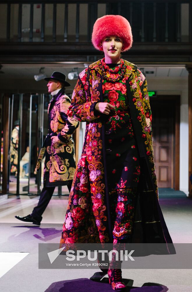 Russian Festival of summer fashion "Plyos-on-Volga. Linen Palette"