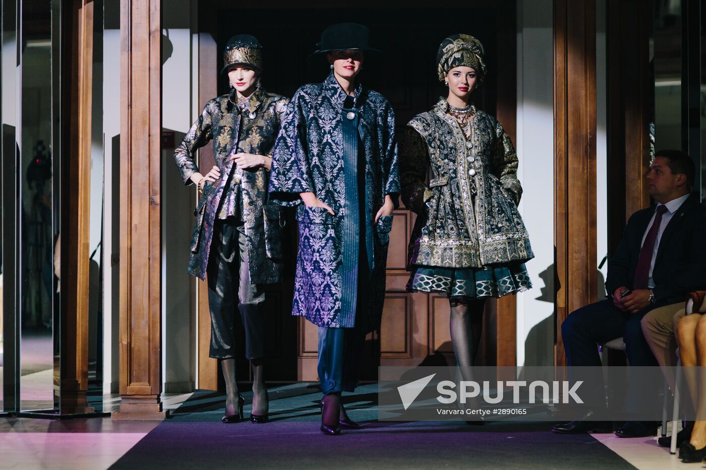 Russian Festival of summer fashion "Plyos-on-Volga. Linen Palette"