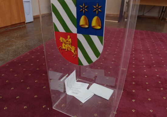 Referendum on pre-term presidential elections in Abkhazia