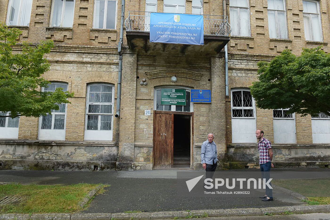Referendum on pre-term presidential elections in Abkhazia