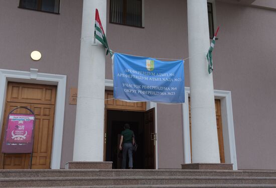 Referendum on early presidential elections in Abkhazia