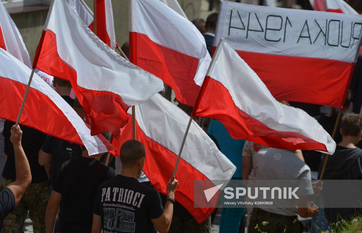 March in memory of Volhynia massacre victims in Poland