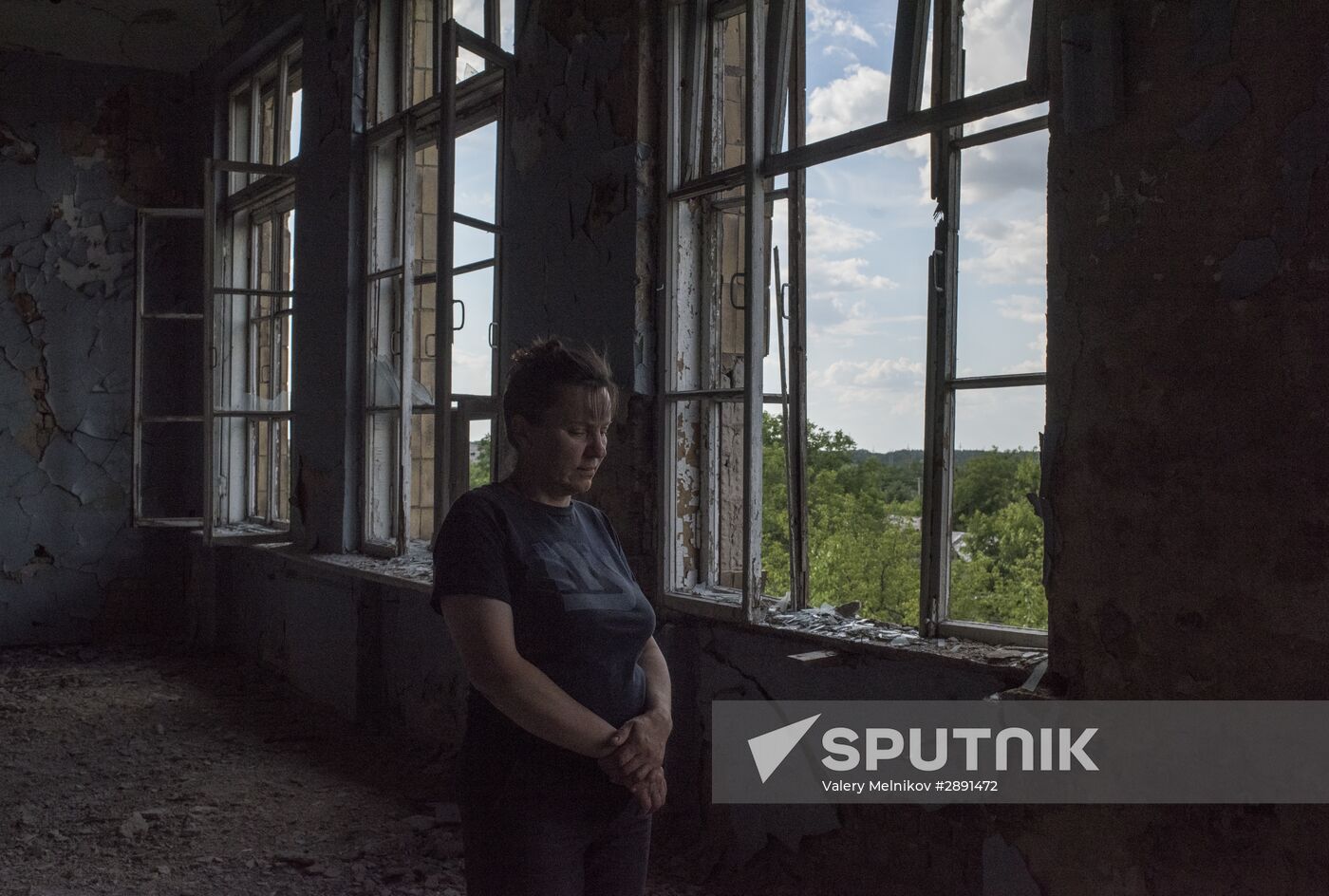 Abandoned school becomes shelter for Gorlovka residents