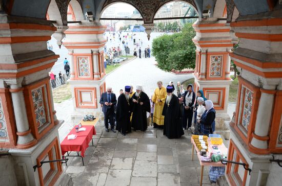 Intercession Cathedral marks 455th anniversary