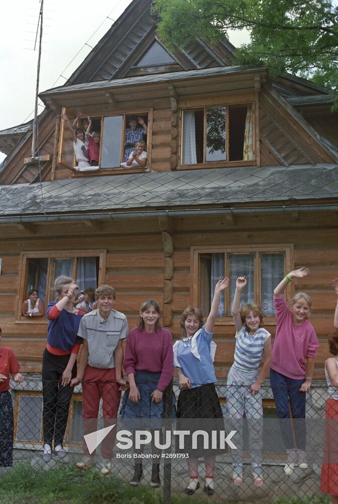 Mikhail Gorbachev's visit to Poland