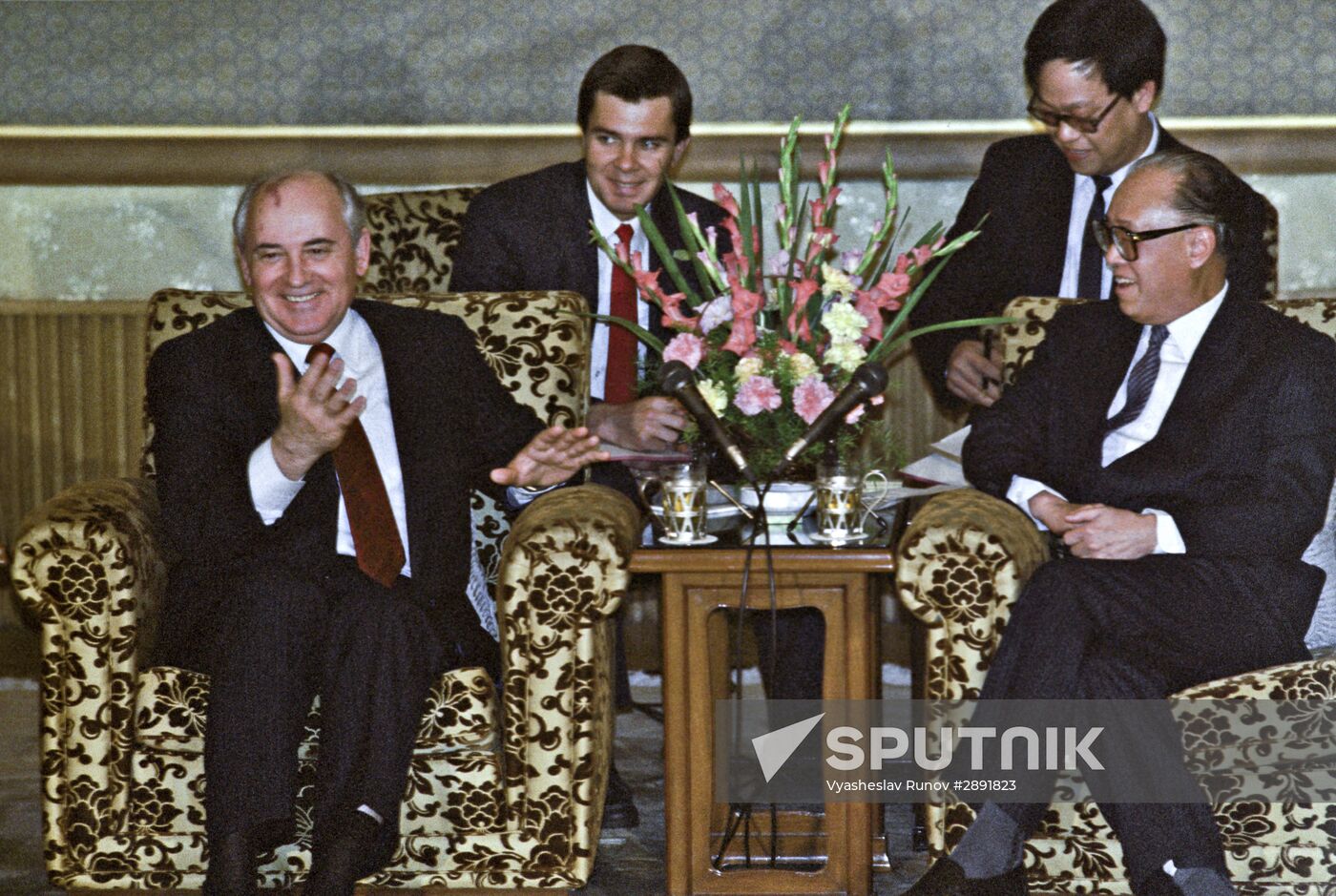 Mikhail Gorbachev's official visit to China