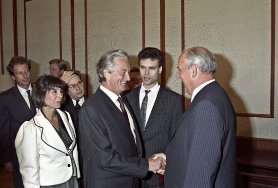 French Foreign Minister Roland Dumas visit to USSR
