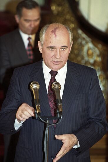 Signing of Treaty on Economic Community