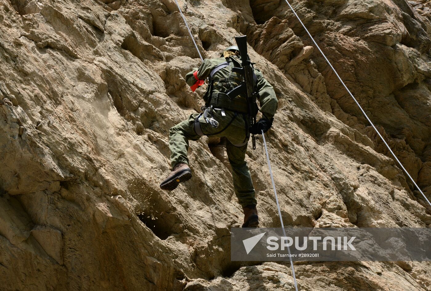 Elbrus Elbrus Ring Competitions for best alpine unit of Russian Armed Forces