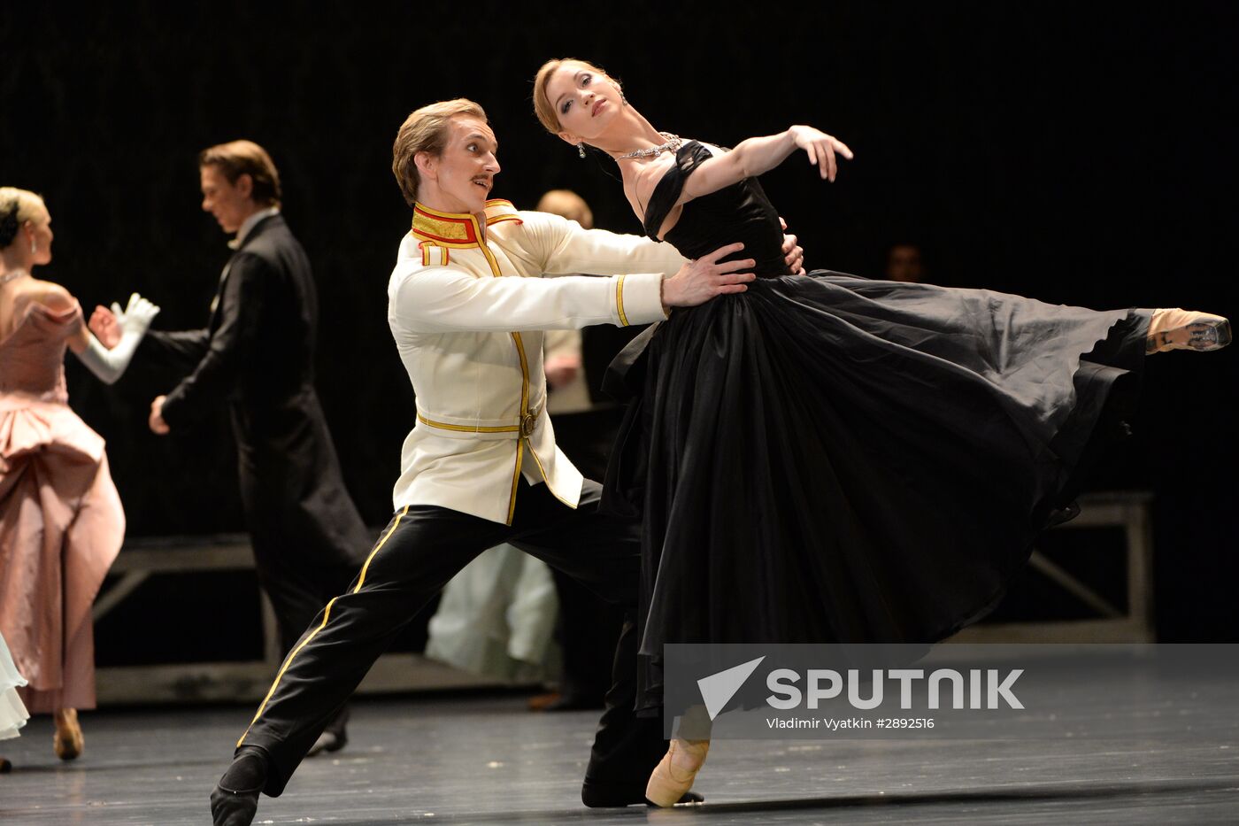 Anna Karenina play run-through