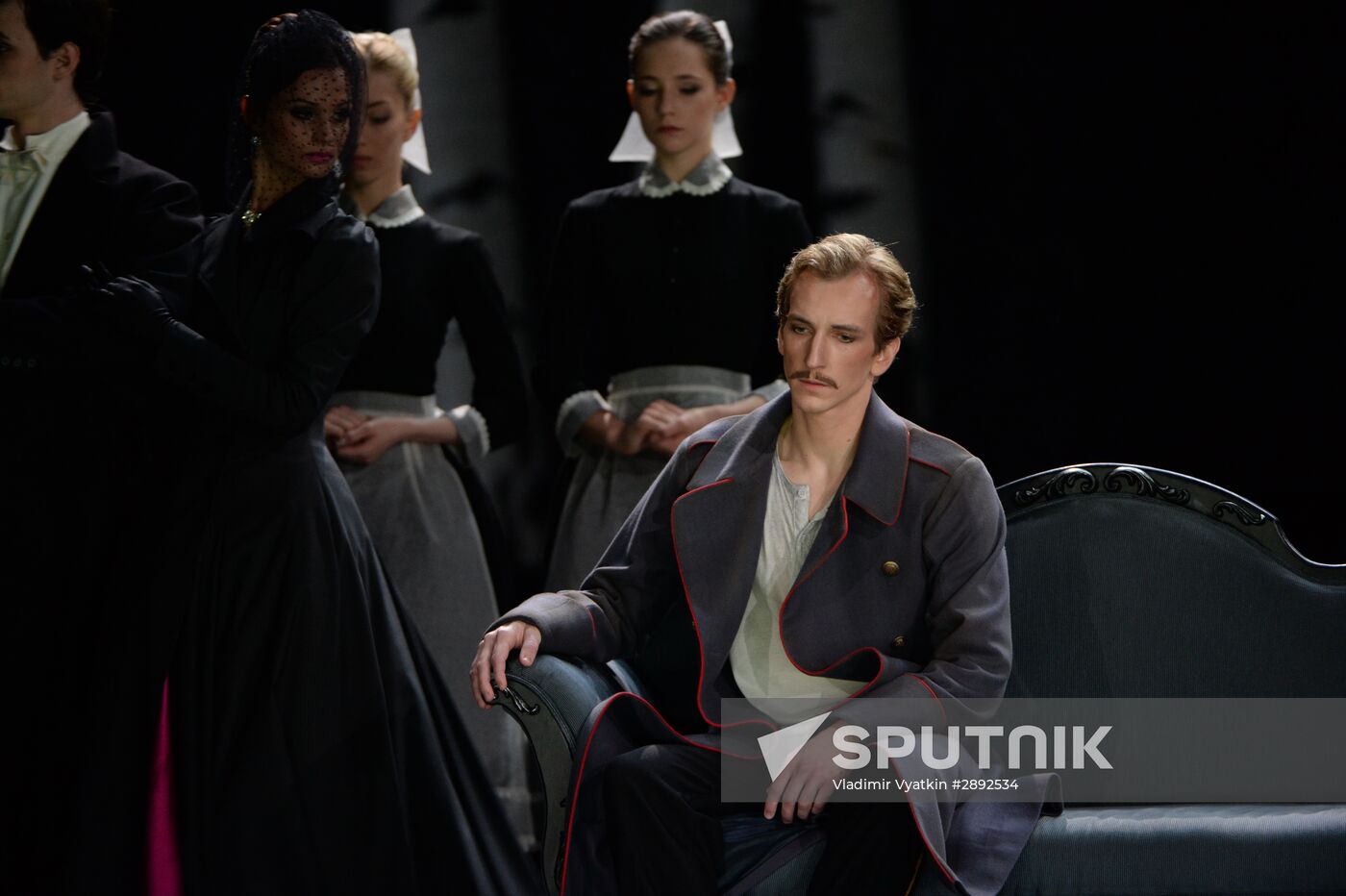 Anna Karenina play run-through