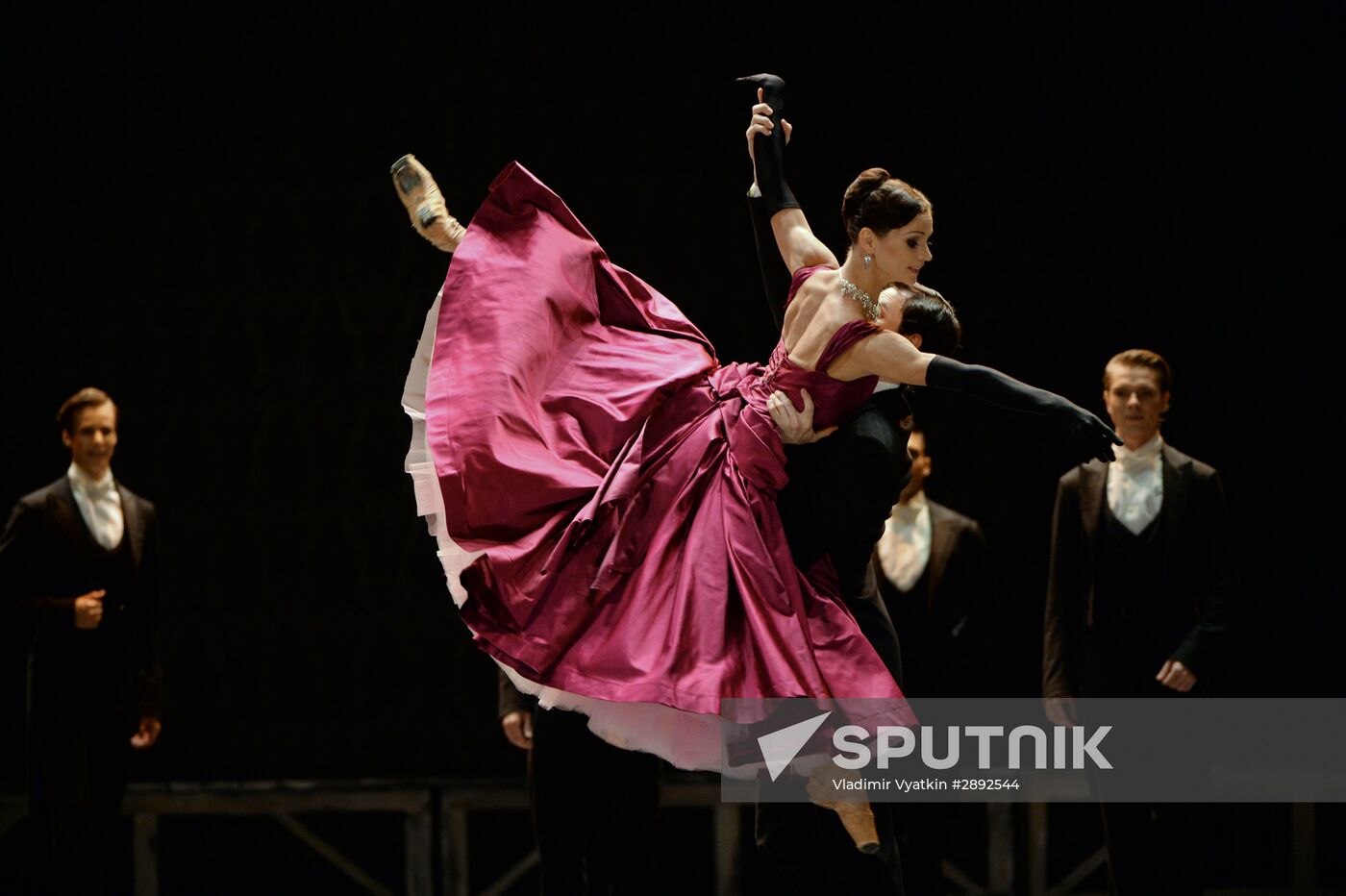 Anna Karenina play run-through