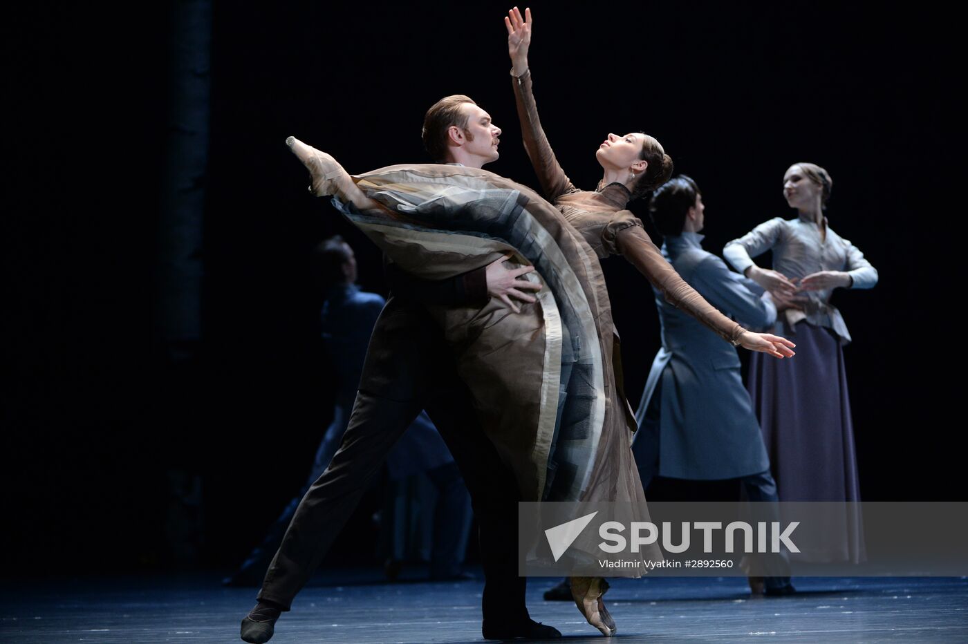 Anna Karenina play run-through