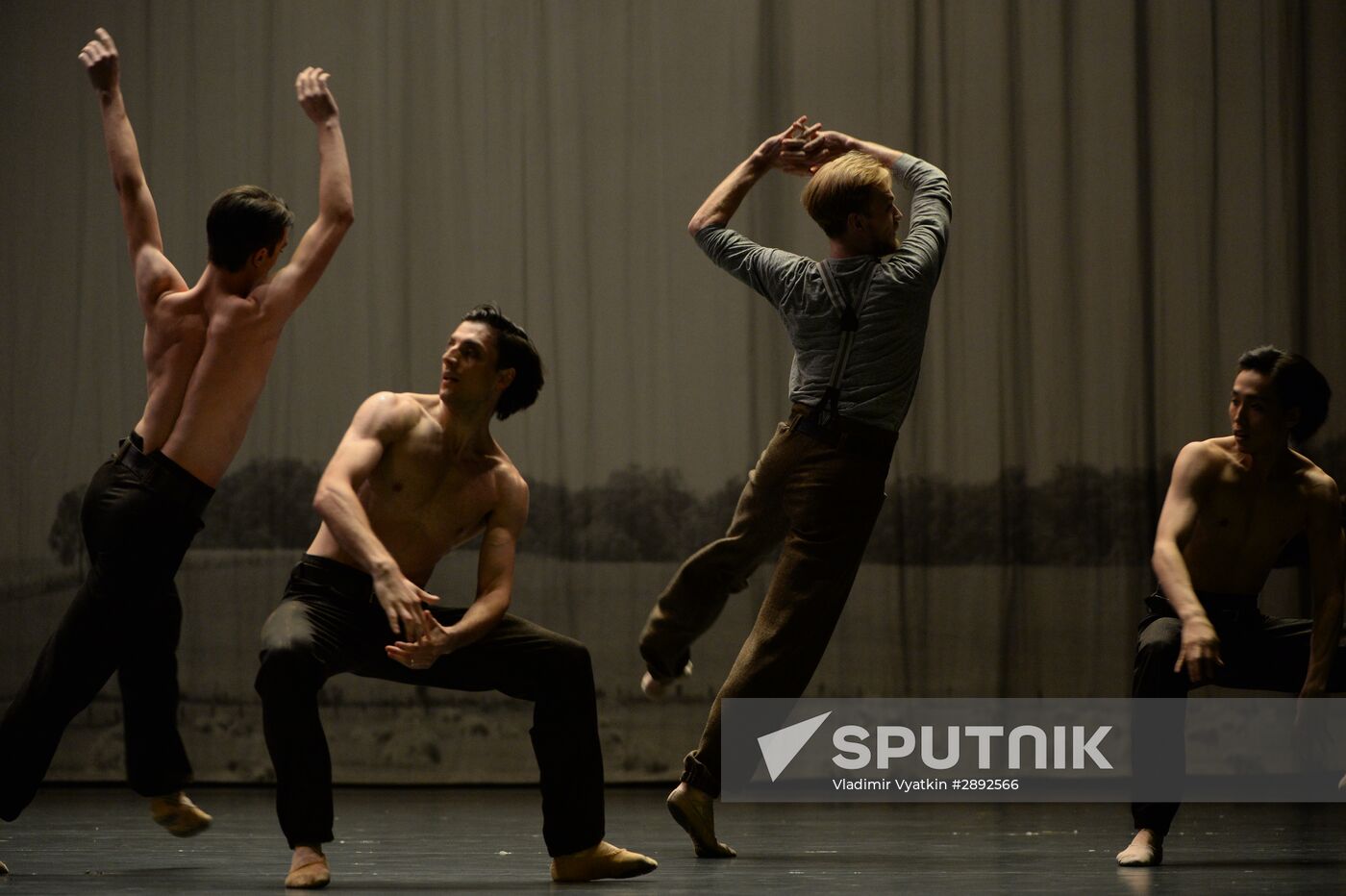 Anna Karenina play run-through