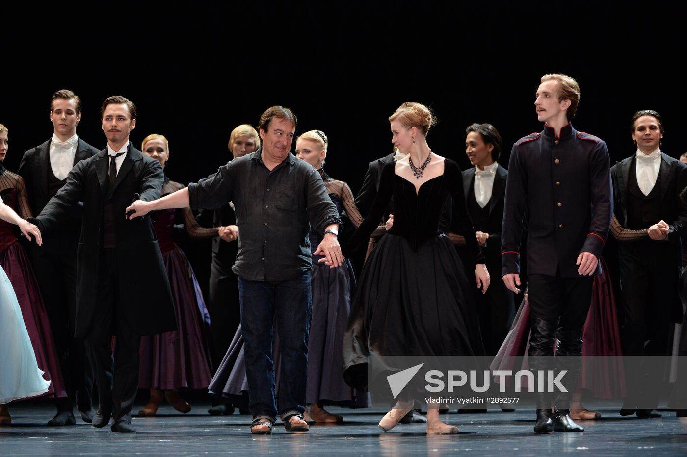 Anna Karenina play run-through