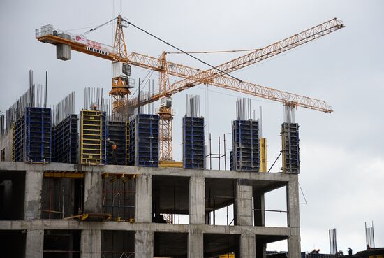 Moscow Mayor Sergei Sobyanin visits construction site of ZILART residential area