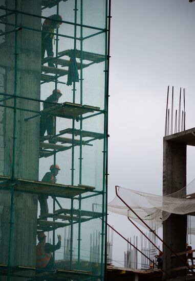 Moscow Mayor Sergei Sobyanin visits construction site of ZILART residential area