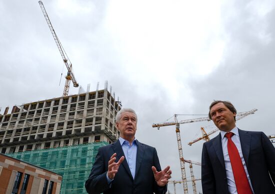 Moscow Mayor Sergei Sobyanin visits construction site of ZILART residential area