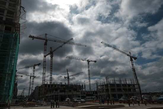 Moscow Mayor Sergei Sobyanin visits construction site of ZILART residential area