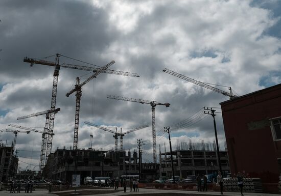 Moscow Mayor Sergei Sobyanin visits construction site of ZILART residential area