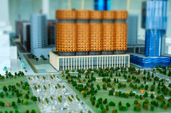 Moscow Mayor Sergei Sobyanin visits construction site of ZILART residential area