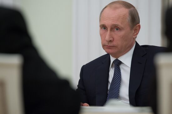 President Putin meets with US Secretary of State John Kerry
