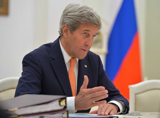 President Putin meets with US Secretary of State John Kerry
