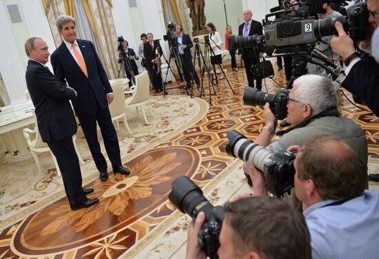 President Putin meets with US Secretary of State John Kerry