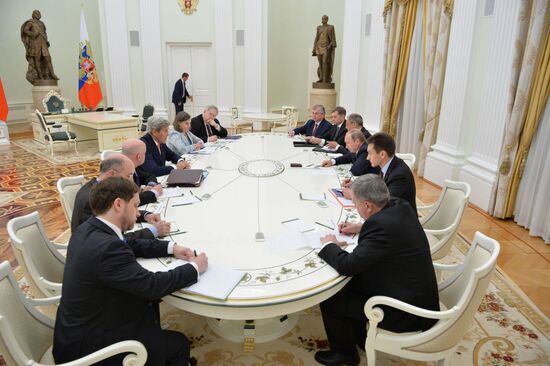 President Putin meets with US Secretary of State John Kerry