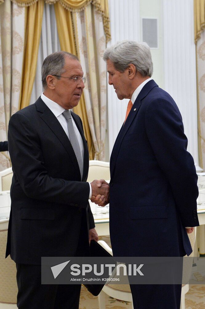 President Putin meets with US Secretary of State John Kerry