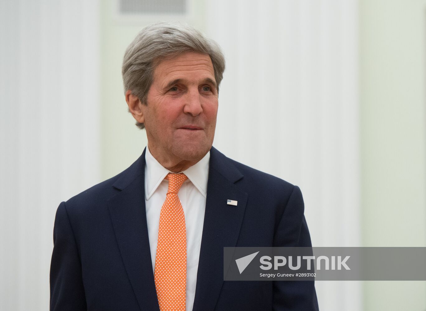 Vladimir Putin meets with US Secretary of State John Kerry