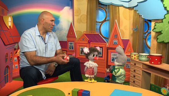 Nikolai Valuyev to lead children's program "Good Night, Kids!"