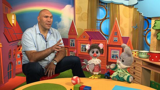 Nikolai Valuyev to lead children's program "Good Night, Kids!"