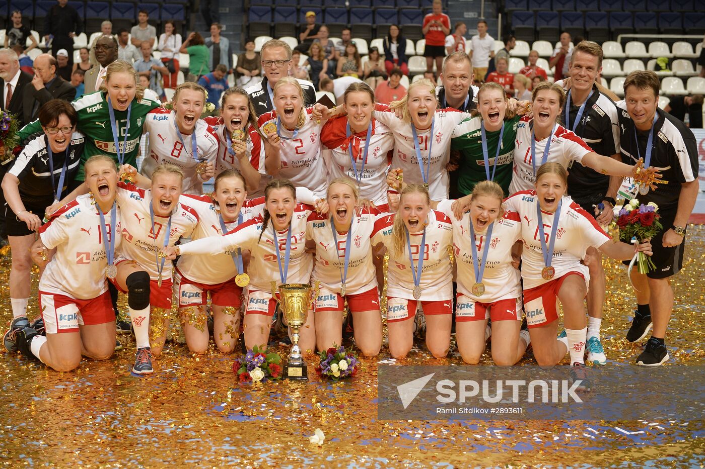IHF Women's Junior (U20) World Championship. Final