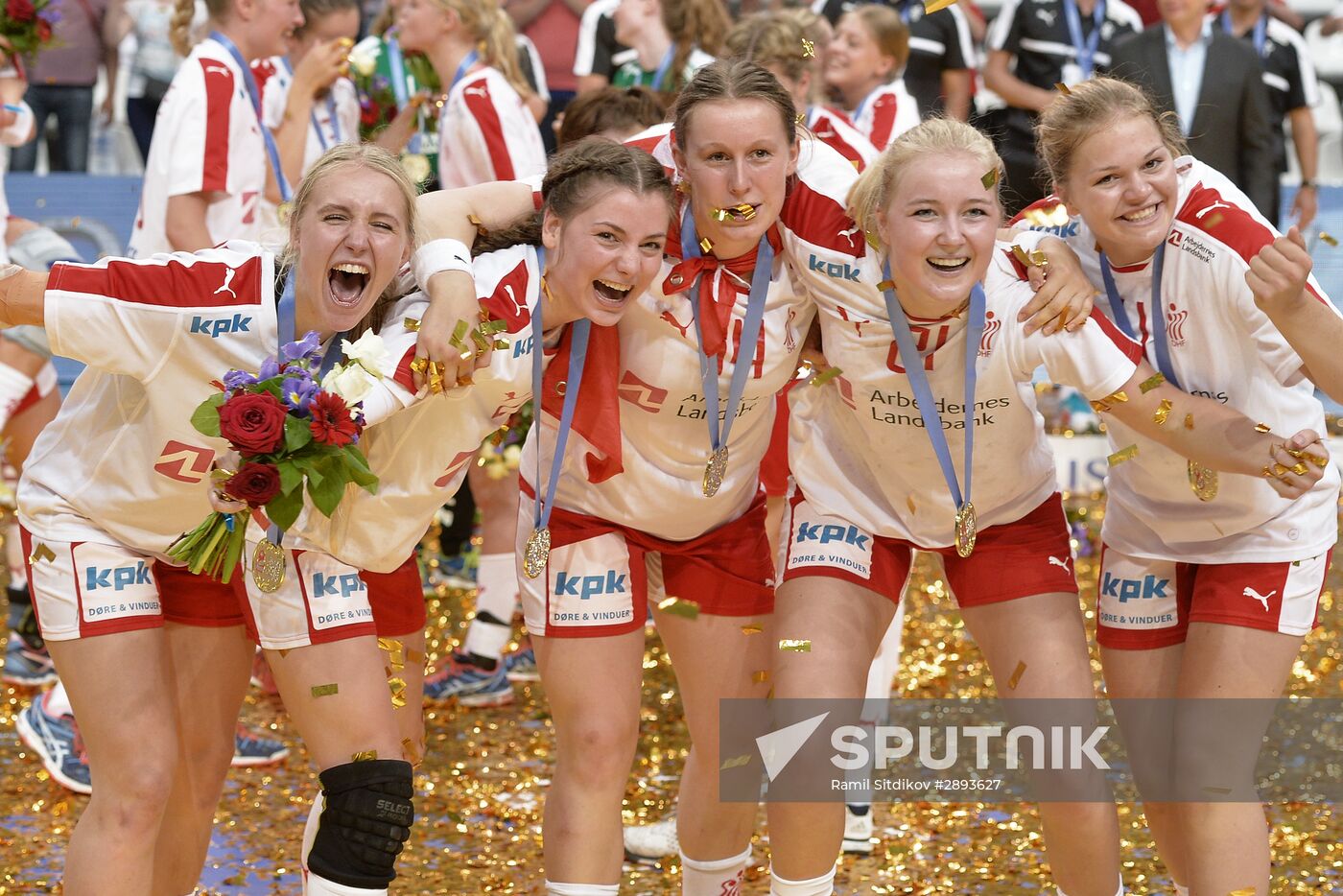 IHF Women's Junior (U20) World Championship. Final