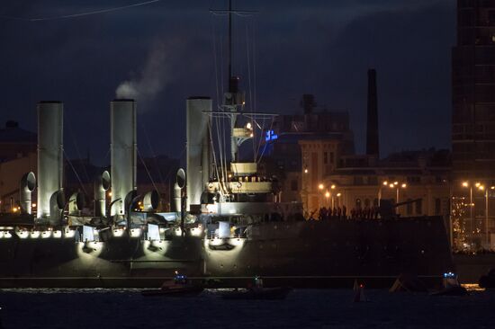 Cruiser Aurora towed to permanent mooring at Petrovskaya Embankment
