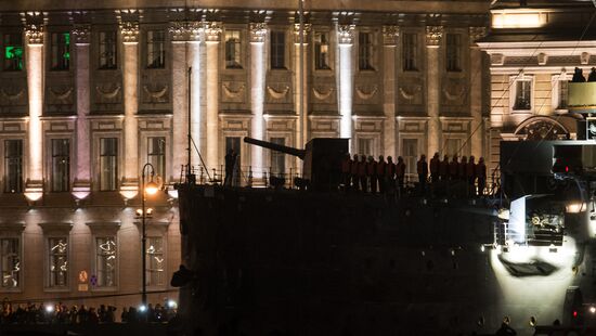 Cruiser Aurora towed to permanent mooring at Petrovskaya Embankment
